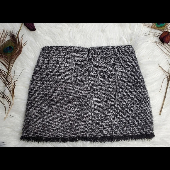 Zara Kids Tweed Fringe Hem Skirt Size: 13-14 - Picture 5 of 6